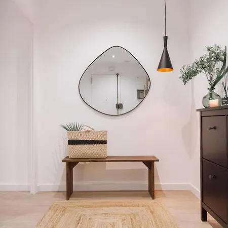Apartment Baka - 2 Bedroom With Terrace In Sant Gervasi