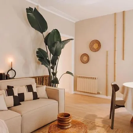 Apartment Baka - 2 Bedroom With Terrace In Sant Gervasi