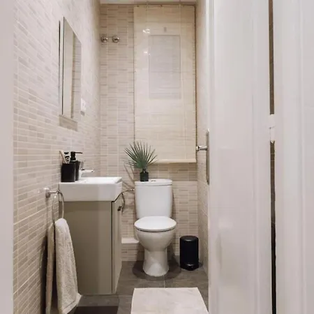 Baka - 2 Bedroom With Terrace In Sant Gervasi Barcelona