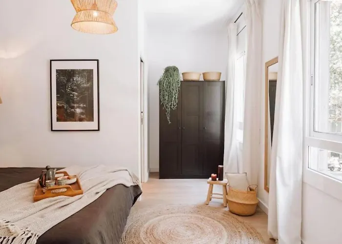 Baka - 2 Bedroom With Terrace In Sant Gervasi