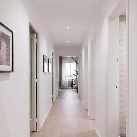 Baka - 2 Bedroom With Terrace In Sant Gervasi * Barselona